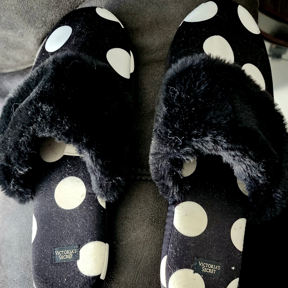 Victoria's Secret Slippers L